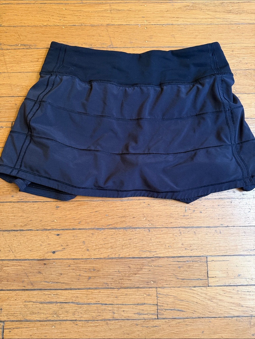 Lululemon Black Pace Rival tennis skort size 4 regular
